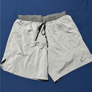 Nike Flex Stride 2-1 Running Shorts Size Medium Gray
